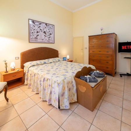 Nel Cuore Della Cittadina Termale Maison M&V Apartment Montecatini Terme Exterior foto